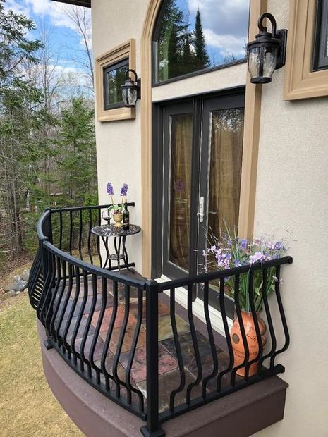 Oval Balkon İçin Kavisli Korkuluk, Ferforje Balkon Korkuluğu | Özbir Ferforje